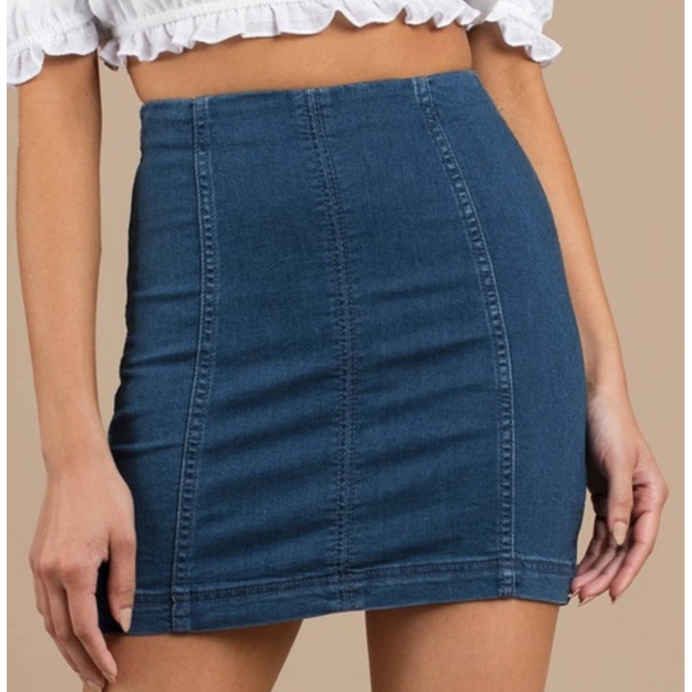 💥Free People Modern Femme Dark Wash Denim Skirt